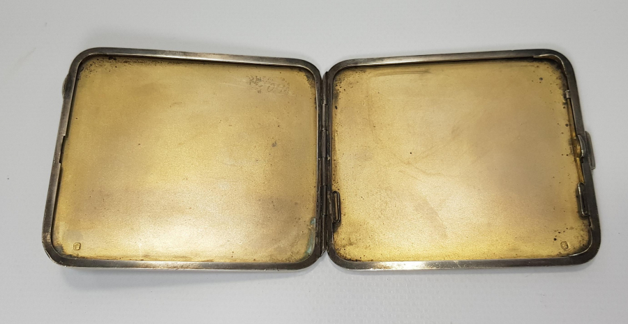 LM İNİSİYALLİ GÜMÜŞ SİGARA TABAKASI 