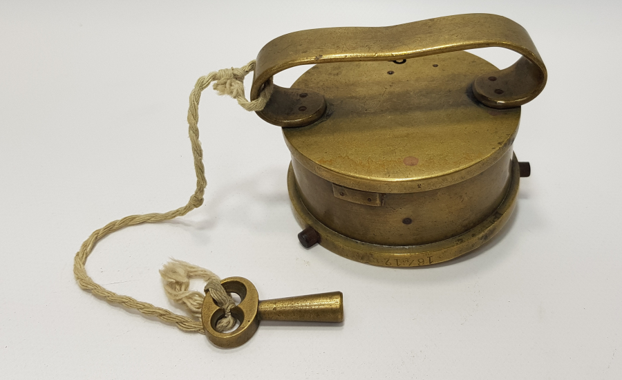 NADİR BEKÇİ SAATİ