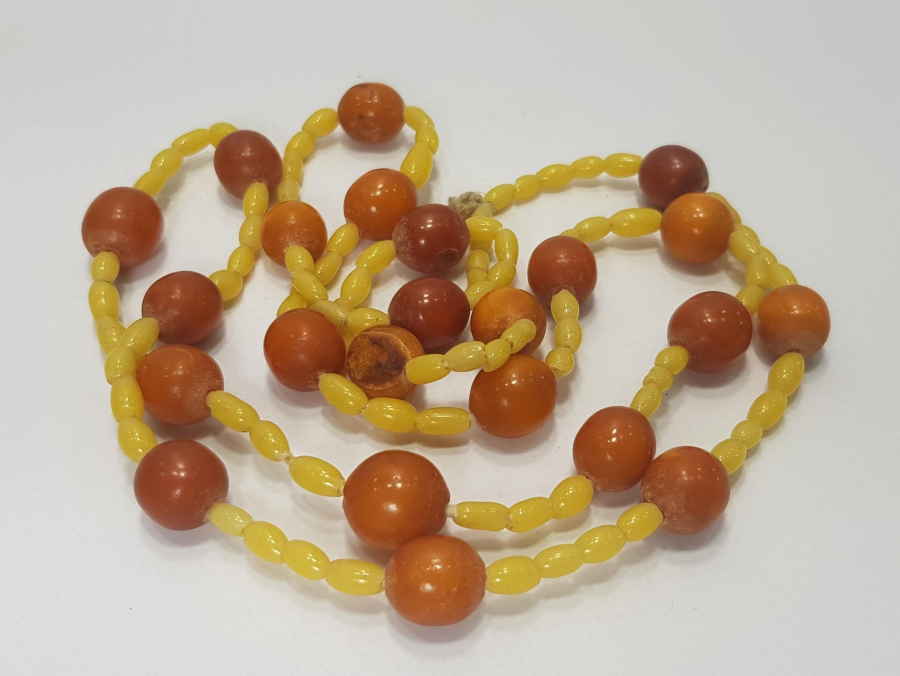 OSMANLI DAMLA KEHRİBAR TANELERDEN DİZAYN EDİLMİŞ KOLYE