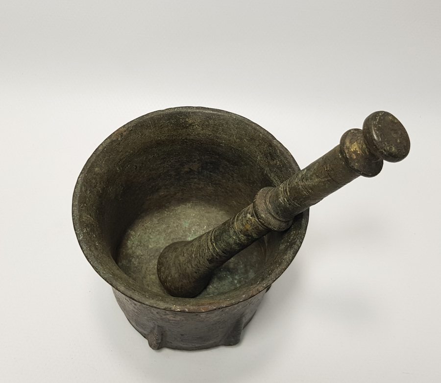 OSMANLI DÖNEMİ SELÇUKLU MODEL BRONZ DİLİMLİ HAVAN