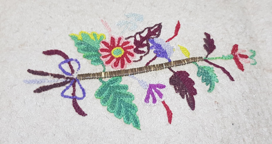 OSMANLI DÖNEMİ TEKKE İŞİ SUZANİ İŞÇİLİKLİ KEÇE SECCADE