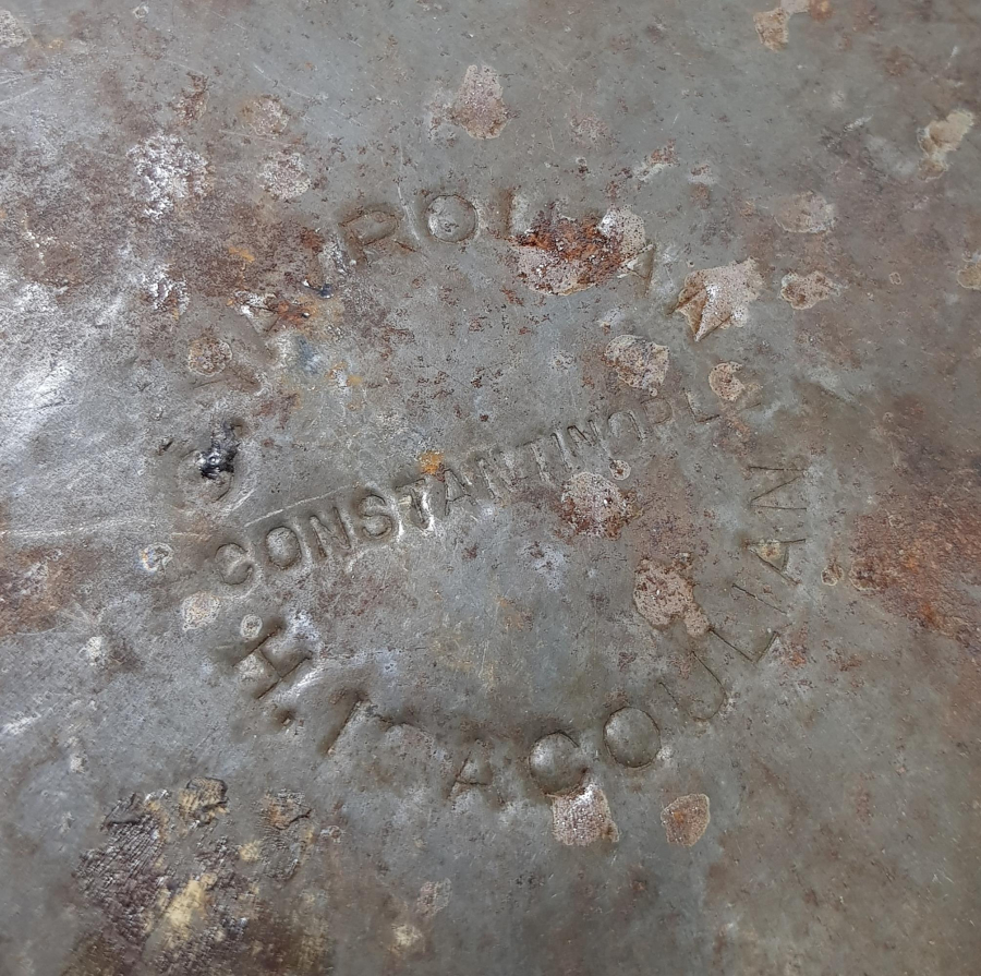 OSMANLI DÖNEMİ YAVROUIAN & ISSACOULIAN TENEKE LOKUM & ŞEKERLEME KUTUSU