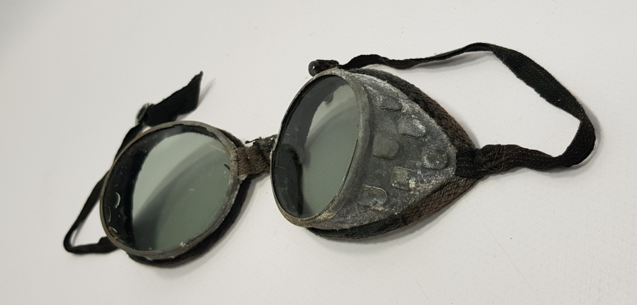 ANTİKA MOTORCU GÖZLÜĞÜ