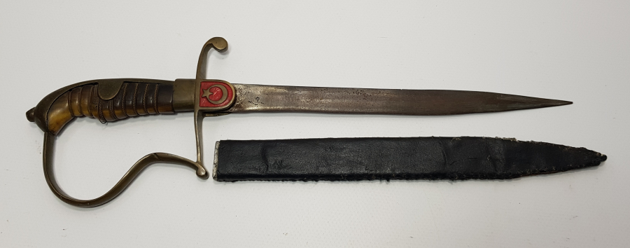 BOYNUZ SAPLI NADİR FORMDA SUBAY MEÇİ