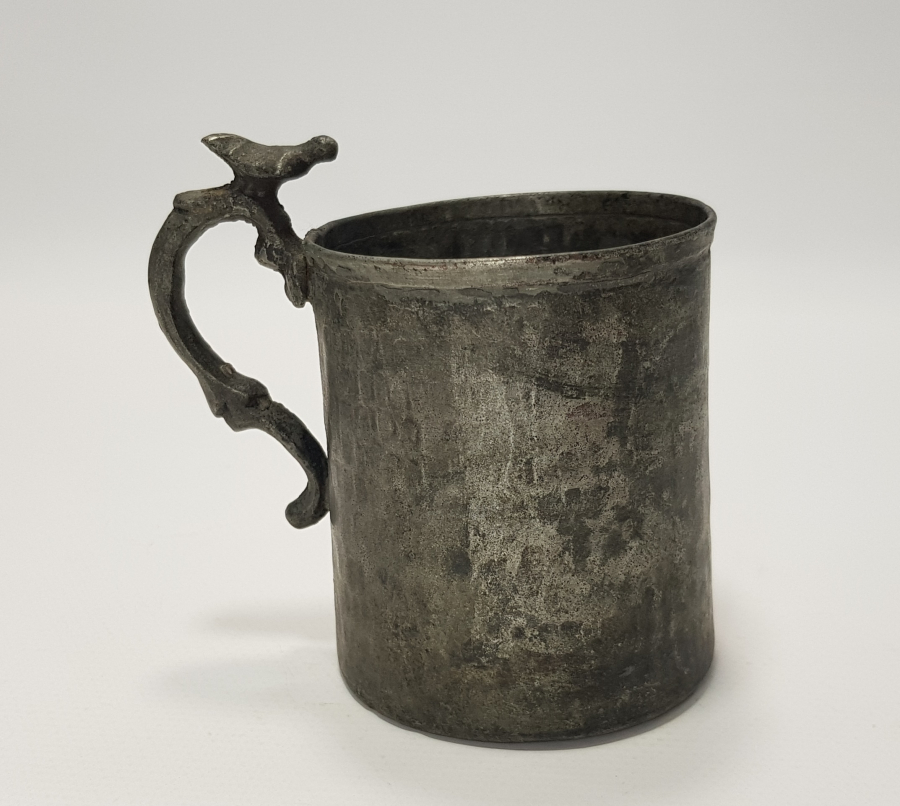 1. DÜNYA SAVAŞI DÖNEMİ ÜZERİ KUŞ APLİKELİ BAKIR OSMANLI SUBAY BARDAĞI