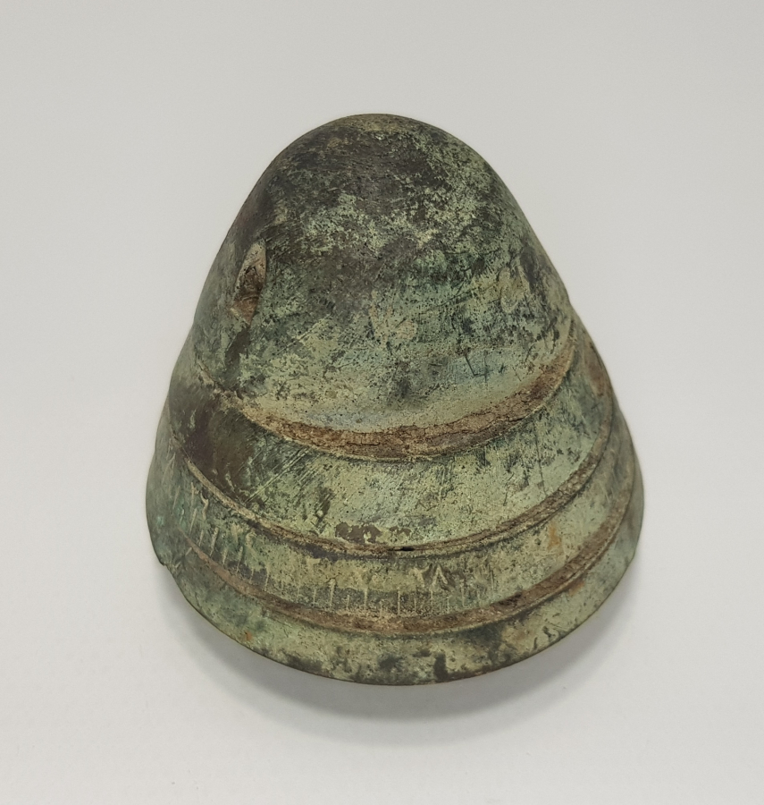 ÜZERİ OSMANLICA YAZILI TOP MERMİSİ BAŞLIĞI