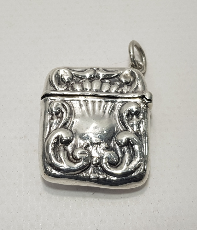 GÜMÜŞ KİBRİTLİK