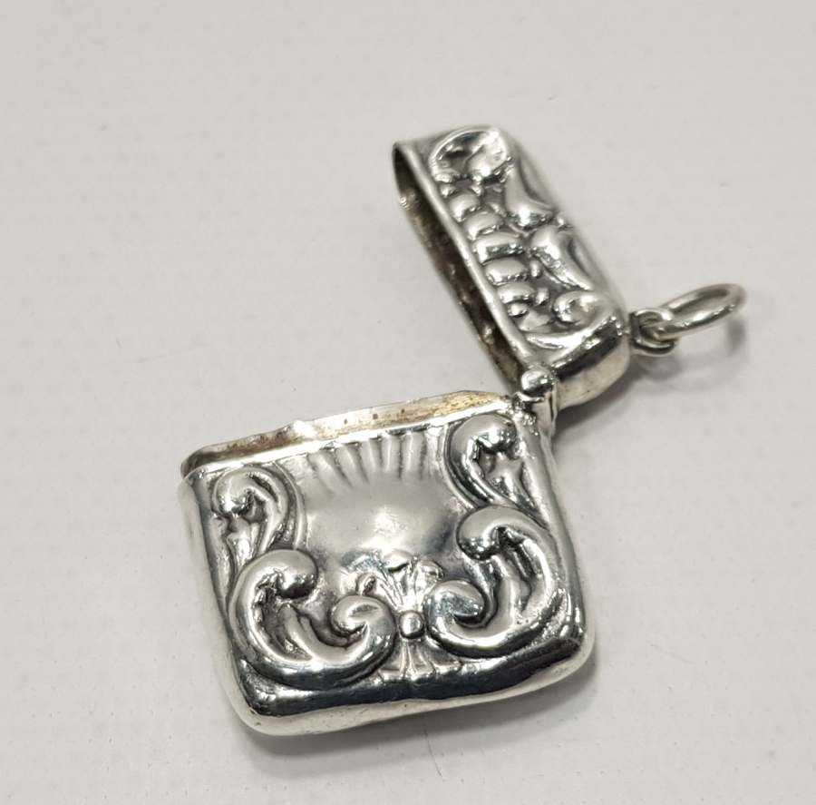 GÜMÜŞ KİBRİTLİK