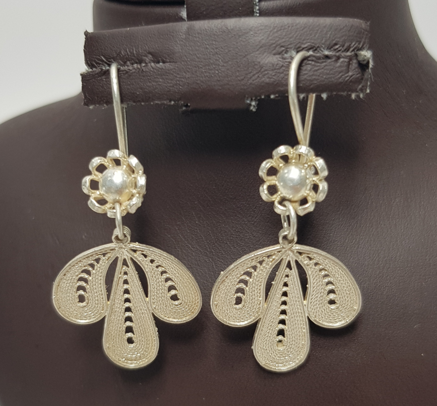 TELKARİ İŞÇİLİKLİ GÜMÜŞ KÜPE