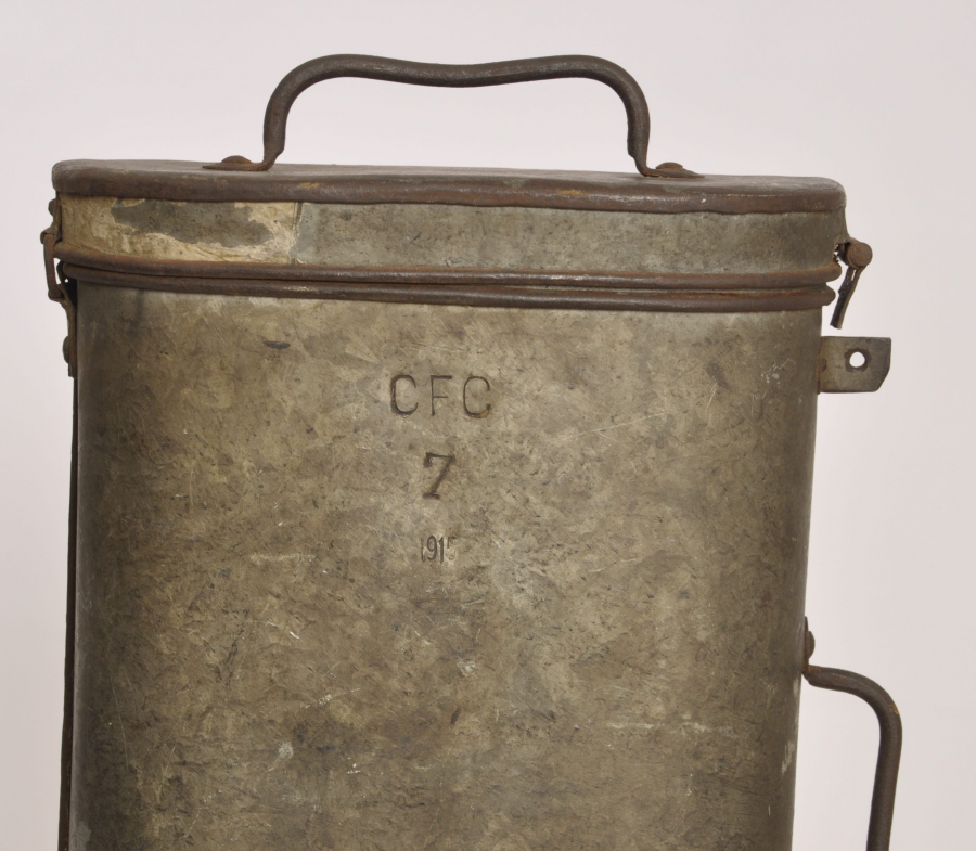 1915 TARİHLİ BÜYÜK BOY MÜHİMMAT KUTUSU