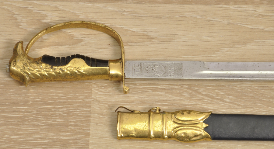 BOYNUZ SAPLI HAVACI SUBAY KILICI