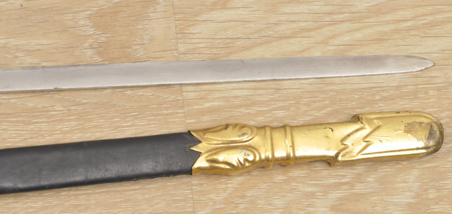 BOYNUZ SAPLI HAVACI SUBAY KILICI