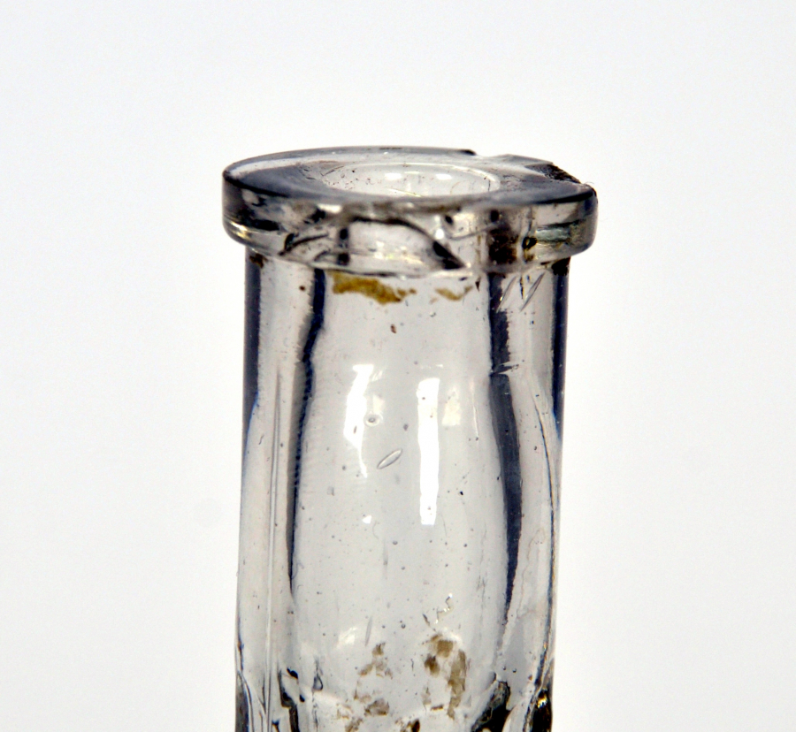 OSMANLICA YAZILI ŞİŞE: MUHAYYER HASAN ŞEVKİ LOSYON VE KOLONYA