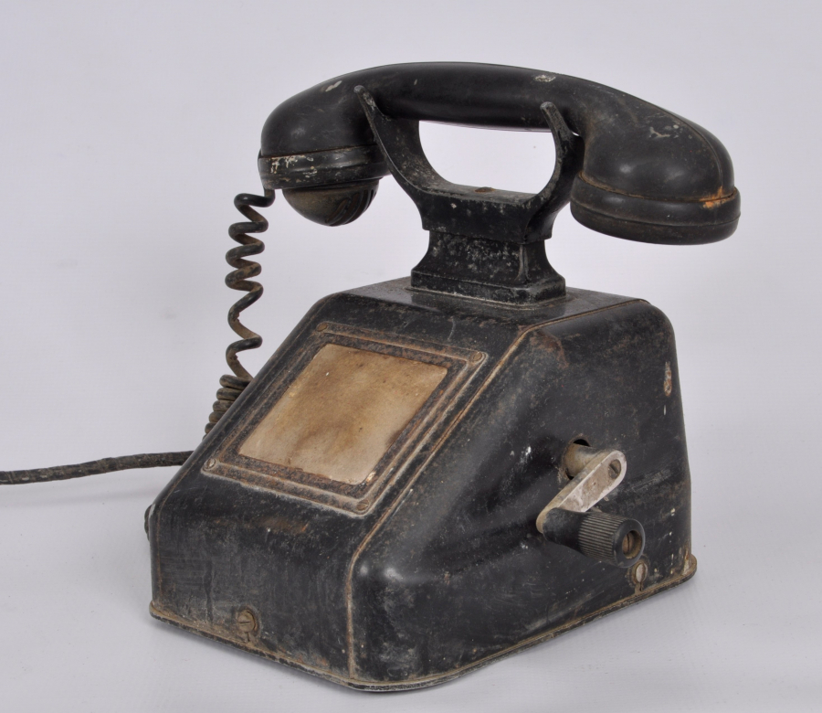 ANTİKA ÇEVİRMELİ TELEFON