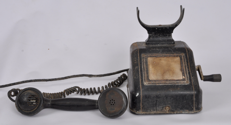 ANTİKA ÇEVİRMELİ TELEFON