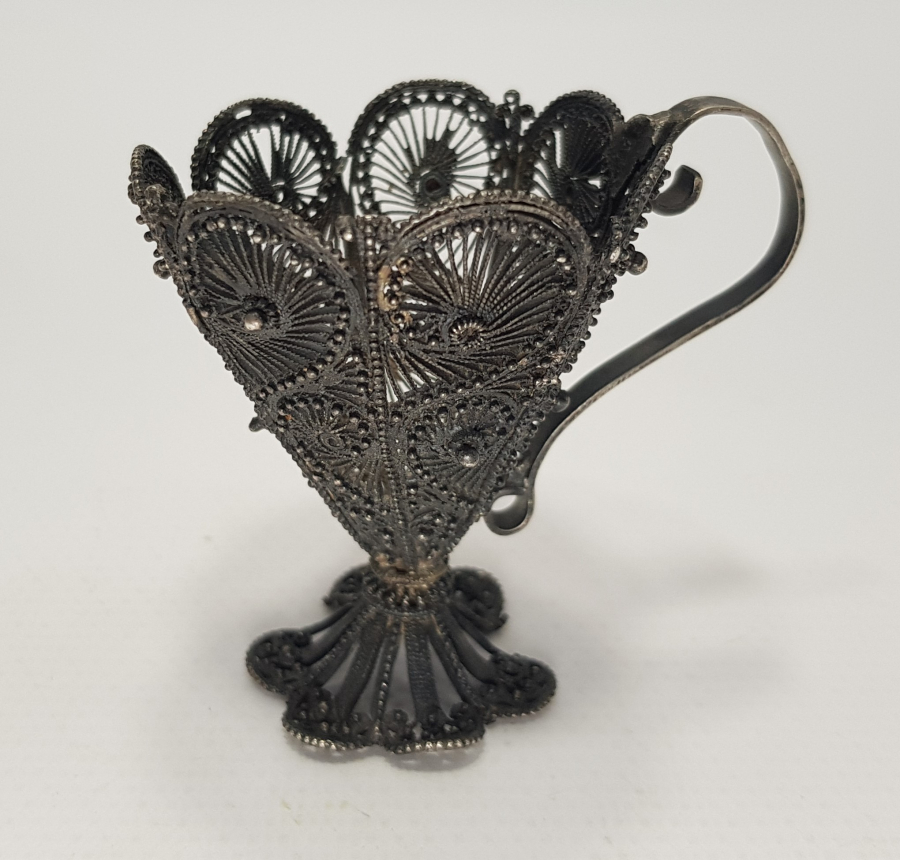 OSMANLI DÖNEMİ TELKARİ İŞÇİLİKLİ KULPLU GÜMÜŞ FİNCAN ZARFI