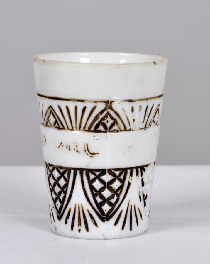 ÜZERİ OSMANLICA YAZILI TAŞ OPALİN BARDAK