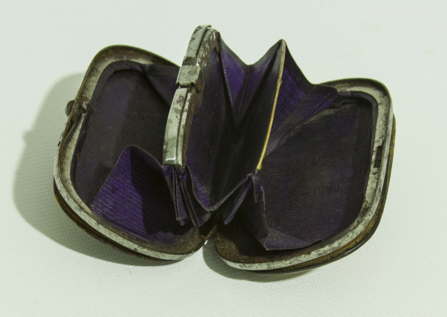 FRANSIZ YAPIMI BAĞA ÜZERİ 14 AYAR ALTIN BOZUK PARA CÜZDANI