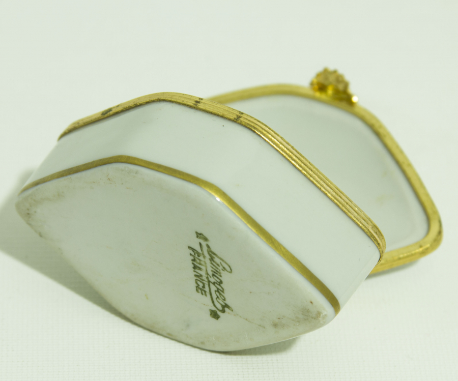 LİMOGES DAMGALI EL BOYAMA PORSELEN MÜCEVHER KUTUSU