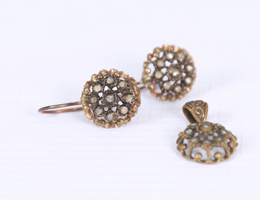 ELMAS TAŞLI KOLYE KÜPE TAKIMI