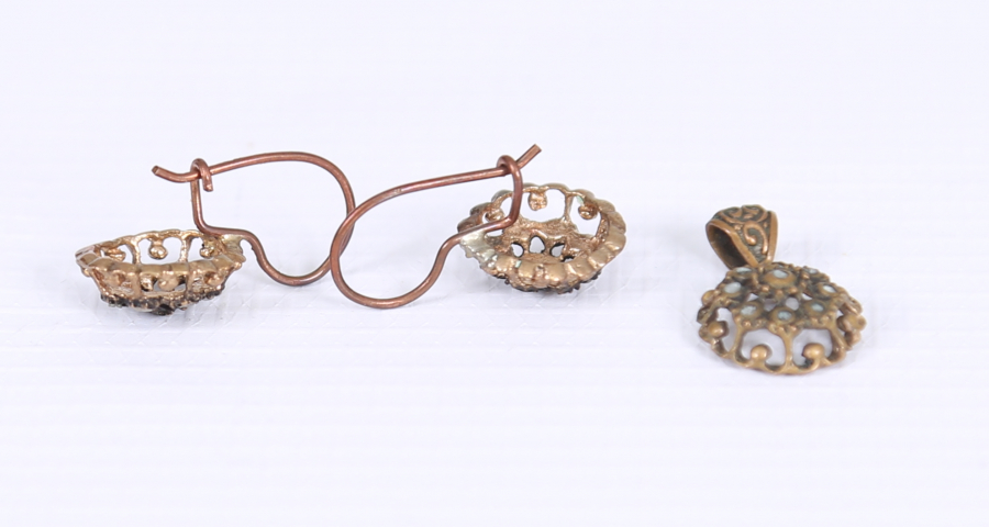 ELMAS TAŞLI KOLYE KÜPE TAKIMI