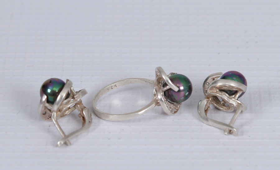 GÜMÜŞ KÜPE YÜZÜK TAKIMI