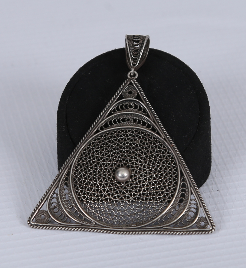 TELKARİ İŞÇİLİKLİ GÜMÜŞ KOLYE UCU