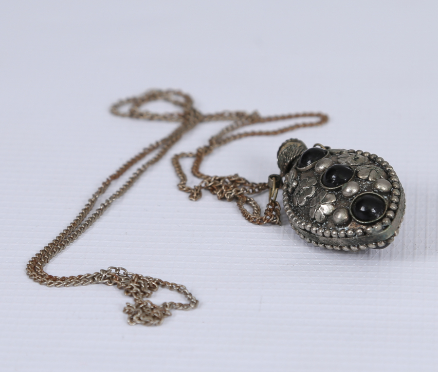 TÜRKMEN İŞİ ÜZERİ DOĞAL TAŞLI KOKULUK