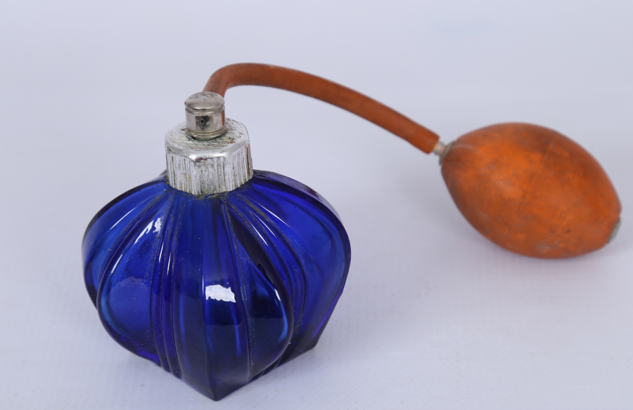 1900's FRANSIZ PARFÜM ŞİŞESİ