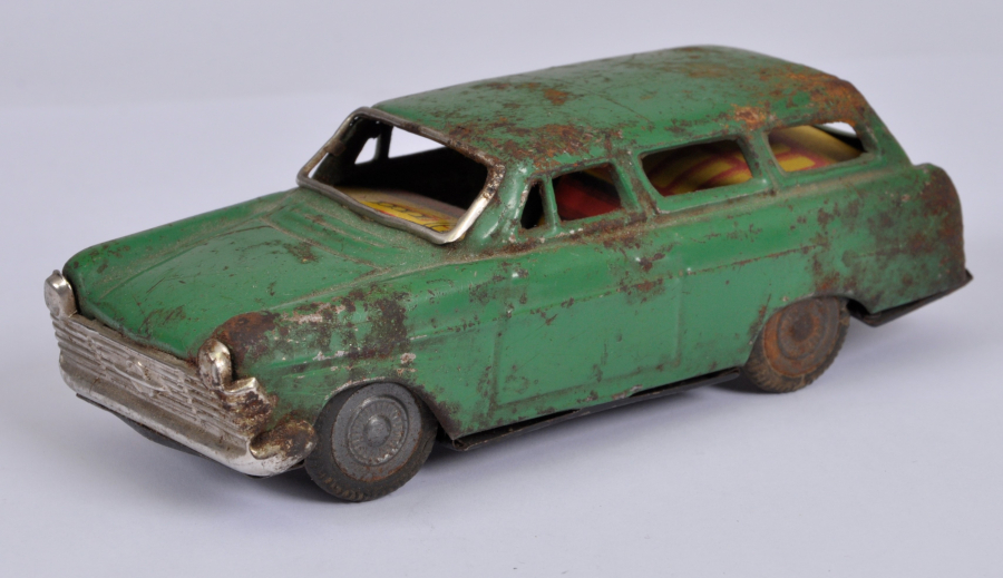 OPEL MARKA ANTİKA TENEKE OYUNCAK ARABA