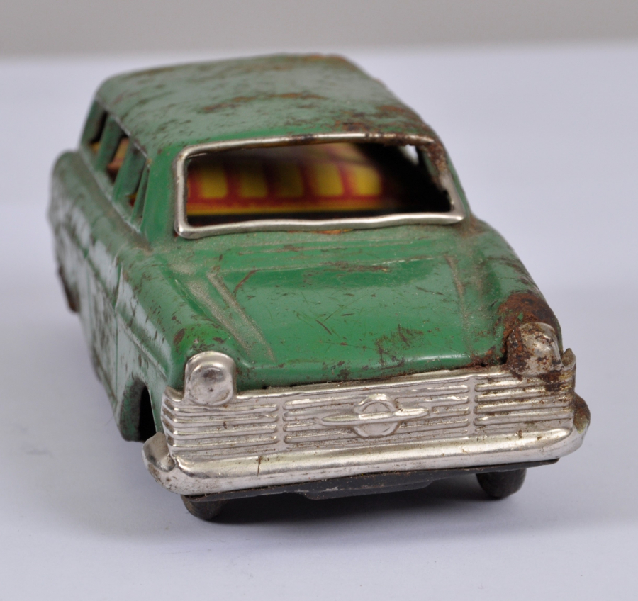 OPEL MARKA ANTİKA TENEKE OYUNCAK ARABA