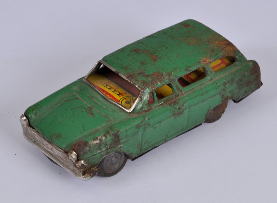 OPEL MARKA ANTİKA TENEKE OYUNCAK ARABA