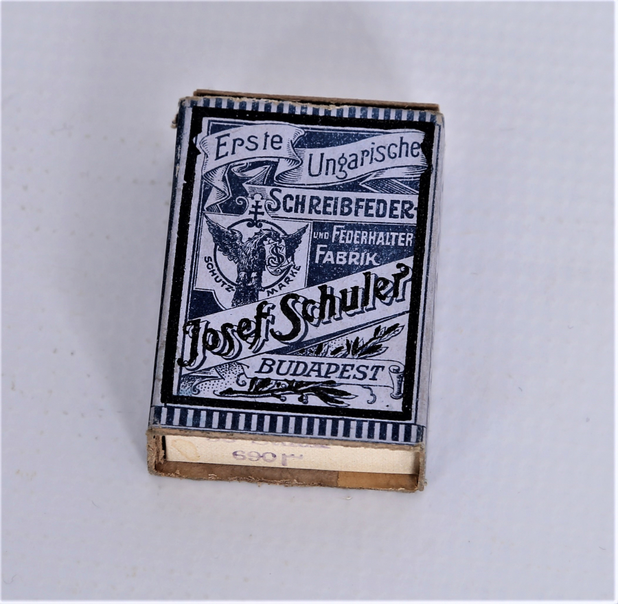 OSMANLI DÖNEMİ AY YILDIZLI KUTUSUNDA DİVİT UÇLARI 