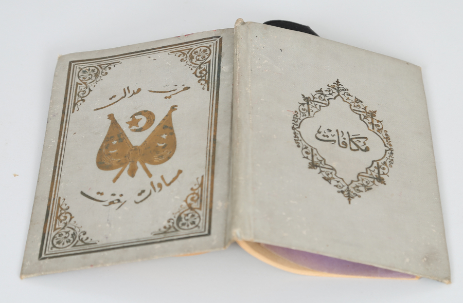 OSMANLI DÖNEMİ MEŞRUTİYET SANCAKLI KİTAP