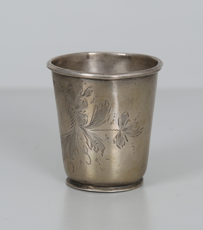 OSMANLI DÖNEMİ ÜZERİ KALEM İŞÇİLİKLİ GÜMÜŞ BARDAK