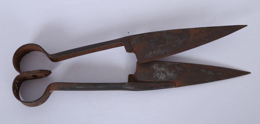 OSMANLICA DAMGALI KOYUN KIRKMA MAKASI