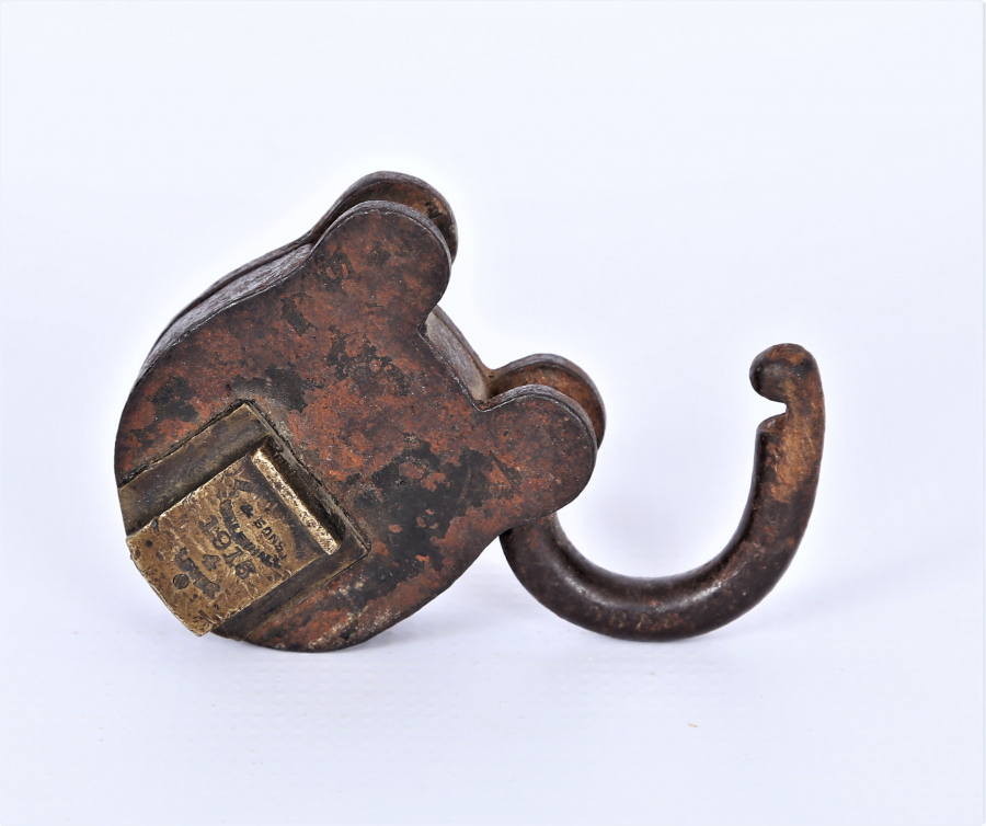 1916 TARİHLİ ASMA KİLİT