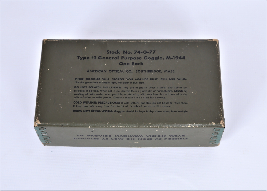 İKİNCİ DÜNYA SAVAŞI 1944 TARİHLİ KUTUSUNDA PİLOT GÖZLÜĞÜ