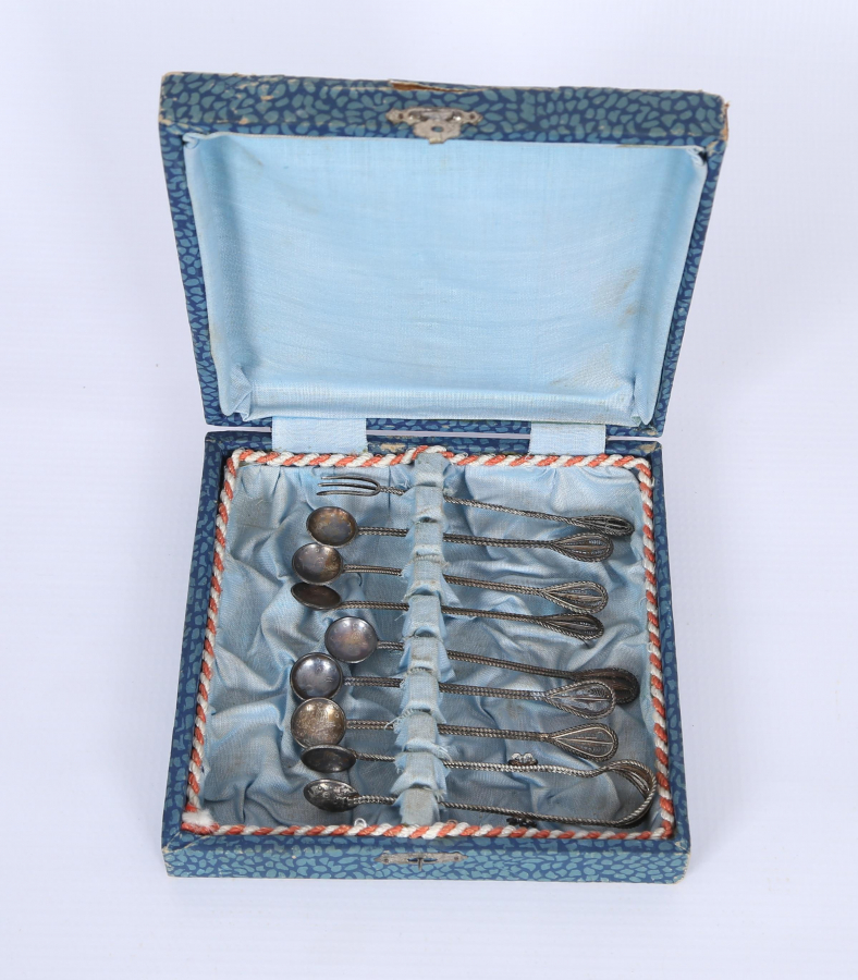 KUTUSUNDA TELKARİ GÜMÜŞ ÇAY KAŞIĞI SETİ 