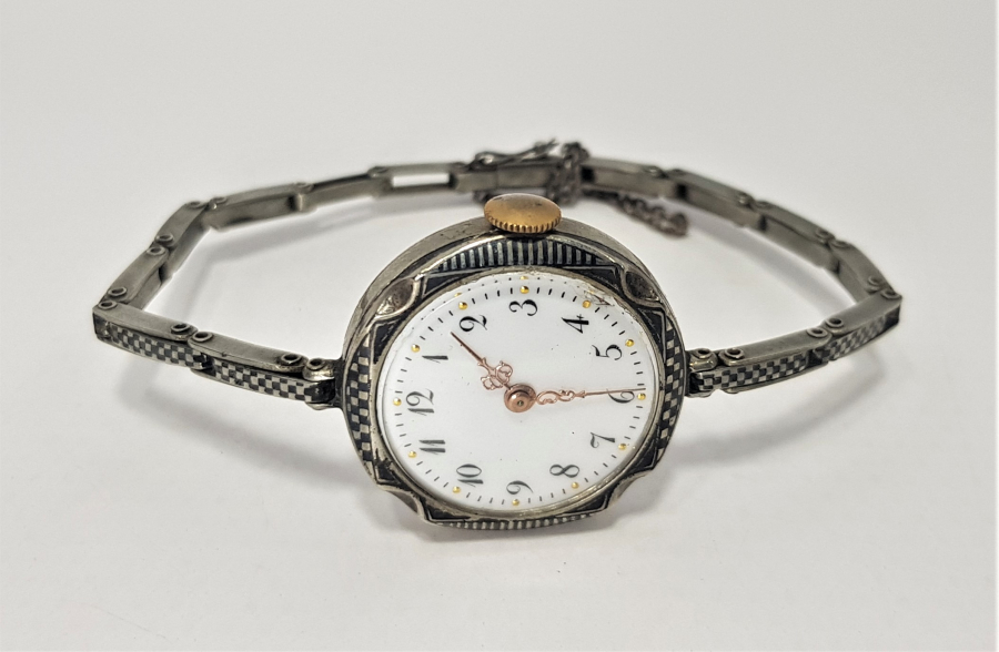 1900'LERDEN SAVATLI GÜMÜŞ BAYAN KOL SAATİ 