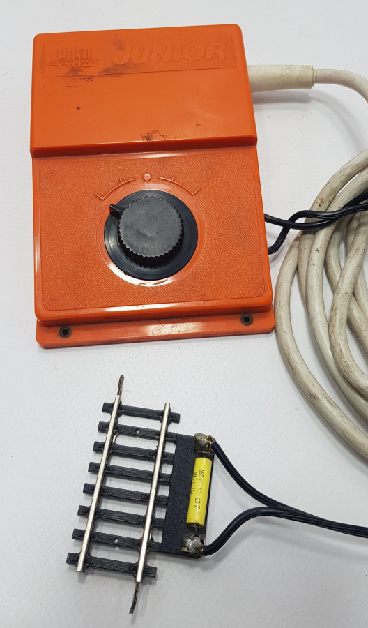 ANTİKA OYUNCAK TREN SETİ 