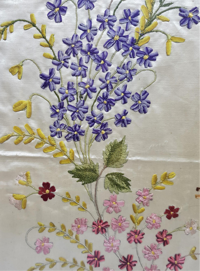 ATATÜRK FOTOĞRAFLI VE İNİSİYALLİ İPEK PANO 