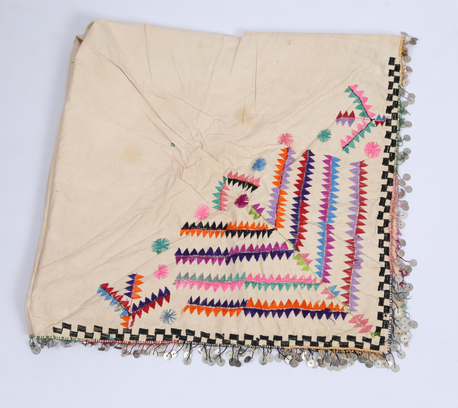 EGE GÖLGESİ İŞLEMELİ BELLİK 