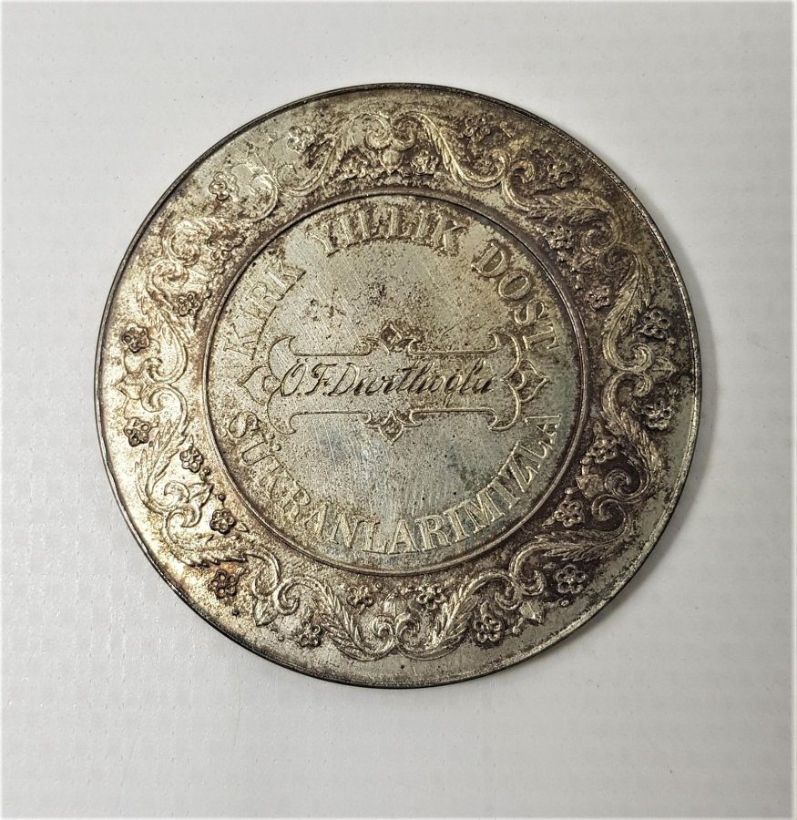 KUTUSUNDA İŞ BANKASI 40 YILLIK DOST ŞÜKRANLARIMIZLA DEV BOY GÜMÜŞ MADALYON - ÇOK NADİR