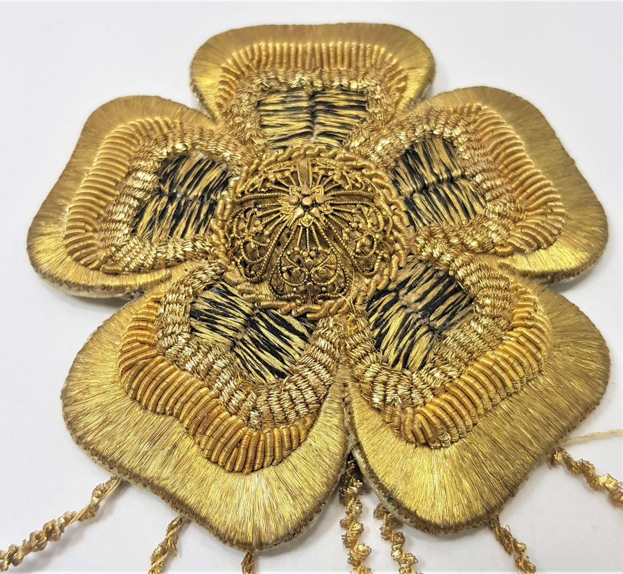 OSMANLI DÖNEMİ ALTIN VE SIRMA İŞÇİLİKLİ GELİN SÜSÜ 