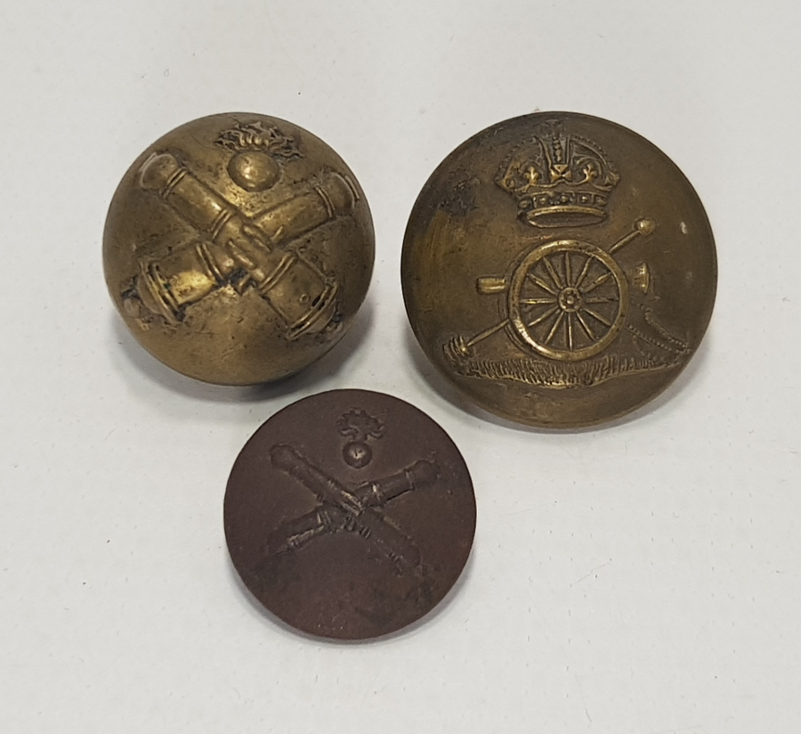 1. DÜNYA SAVAŞI 3 ADET TOPÇU SUBAY DÜĞMESİ 