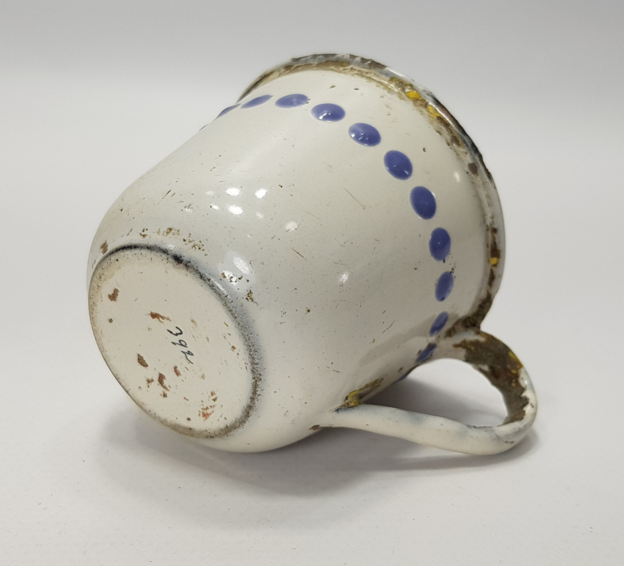 ANTİKA EMAYE KULPLU BARDAK 