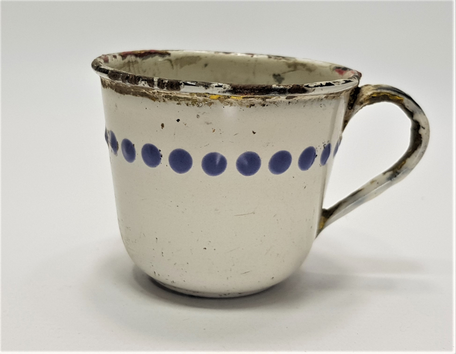 ANTİKA EMAYE KULPLU BARDAK 