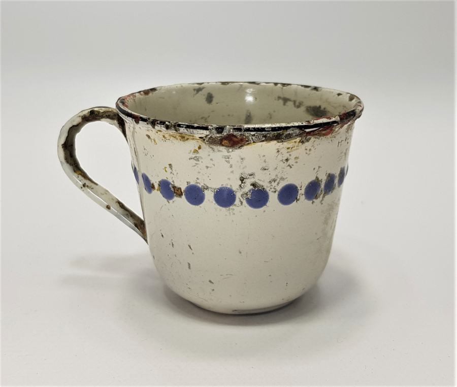 ANTİKA EMAYE KULPLU BARDAK 