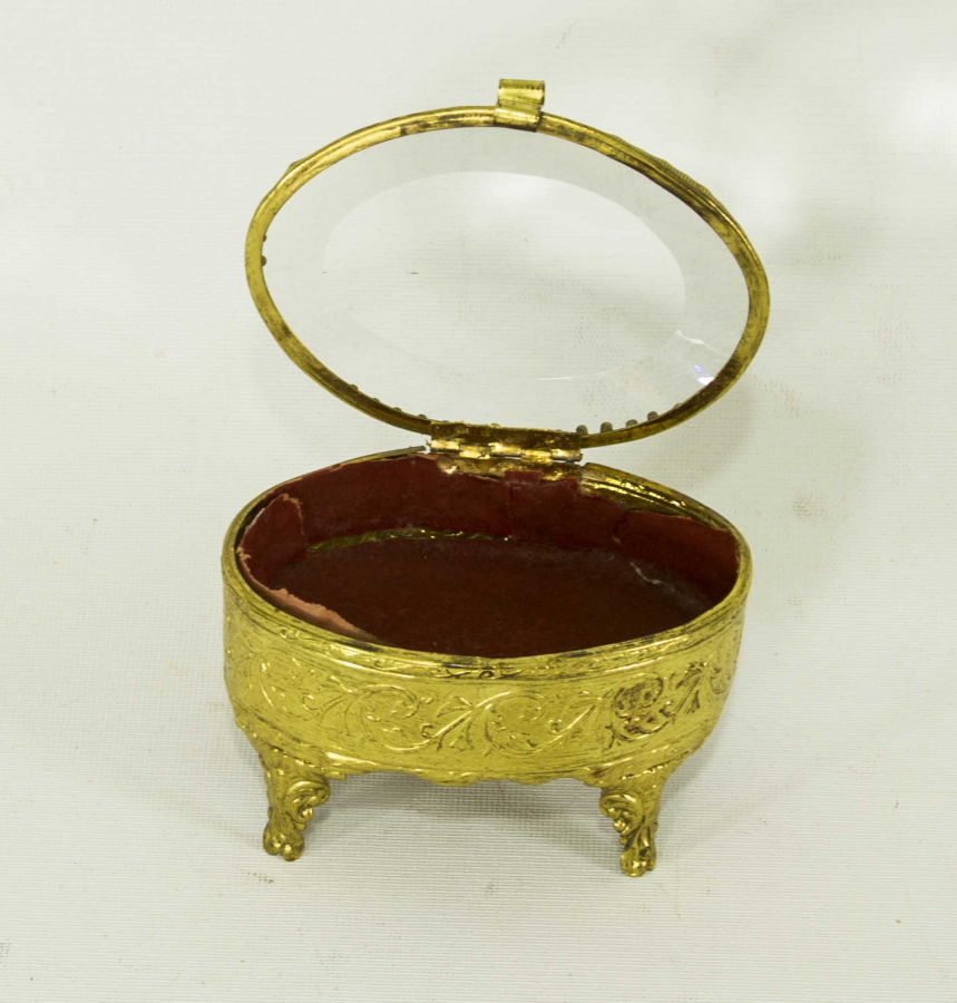 ALTIN VERMEYLİ KRİSTAL CAMLI MÜCEVHER KUTUSU